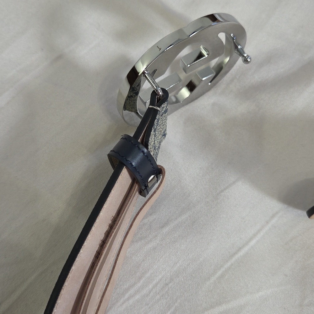 Gucci Blue Beige Monogram Belt with Silver Double G Buckle - Picture 12 of 16